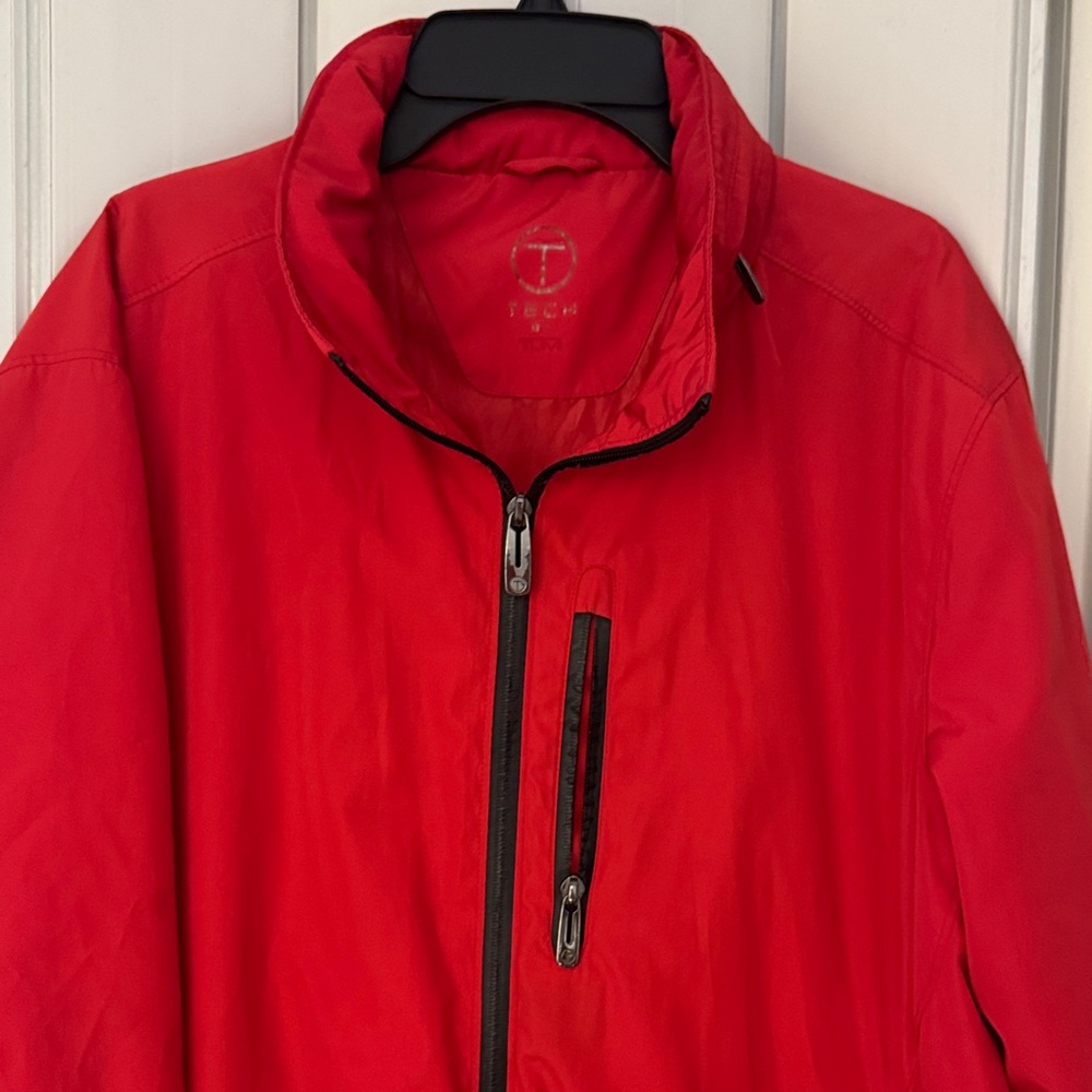 Tumi  Men's Lightweight Zip-Up Jacket